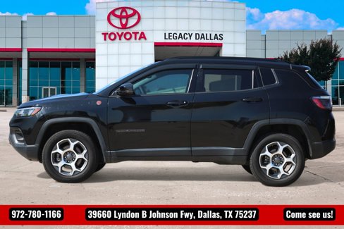 Used 2022 Jeep Compass Trailhawk image 7