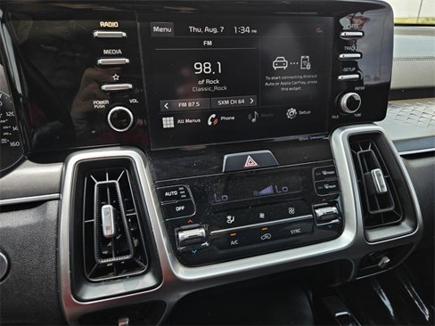 Used 2021 Kia Sorento S w/ Panoramic Sunroof Package image 12