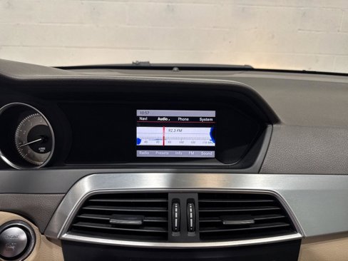 Used 2013 Mercedes-Benz C 250 Coupe image 36