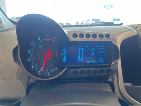 Used 2015 Chevrolet Sonic LTZ image 18
