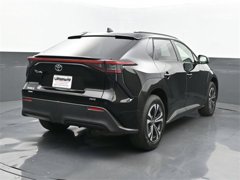 Used 2025 Toyota bZ4X AWD image 21