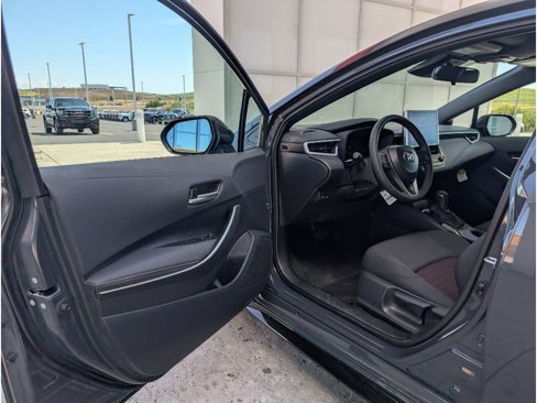 New 2025 Toyota Corolla SE image 12
