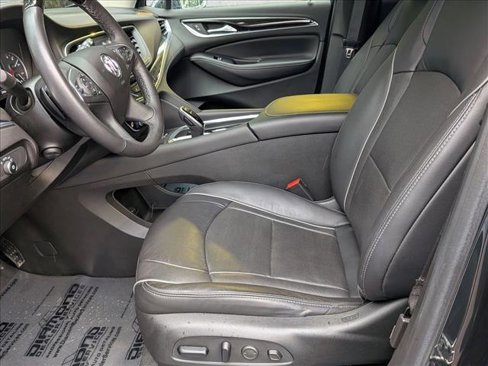 Used 2020 Buick Enclave Avenir w/ Avenir Technology Package image 11