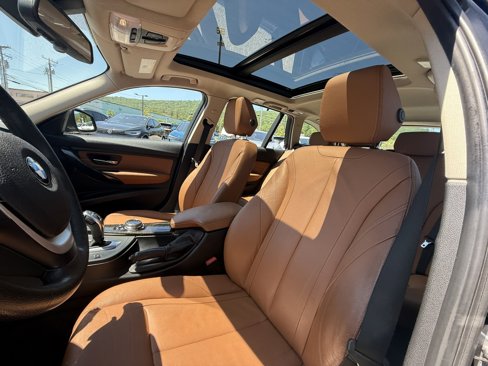 Used 2015 BMW 328i xDrive Wagon image 11