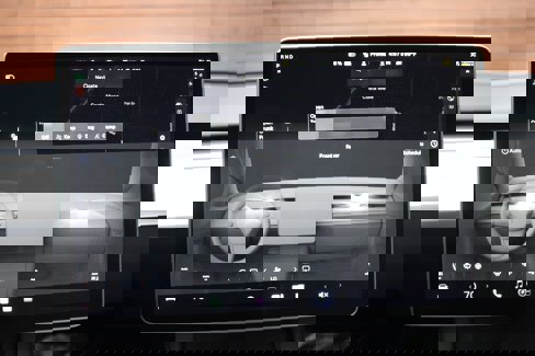 Used 2023 Tesla Model 3 Standard Range image 31