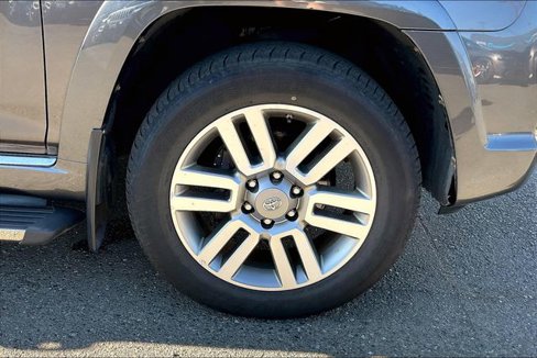 Used 2013 Toyota 4Runner SR5 image 8