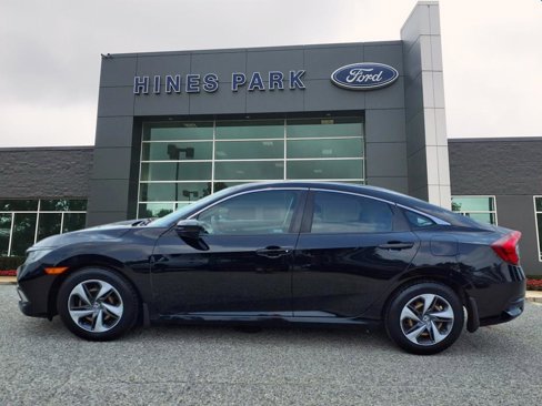 Used 2019 Honda Civic LX image 4