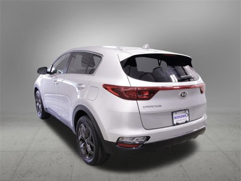 Used 2022 Kia Sportage LX w/ LX AWD Value Edition Package image 4