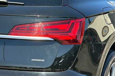 Used 2022 Audi Q5 2.0T Premium Plus image 26