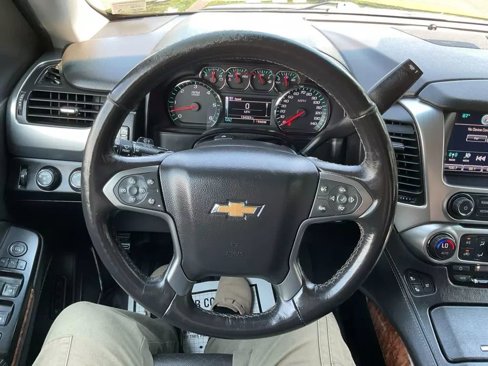 Used 2016 Chevrolet Suburban LTZ image 36
