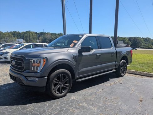 Certified 2022 Ford F150 XLT w/ Equipment Group 302A High image 3