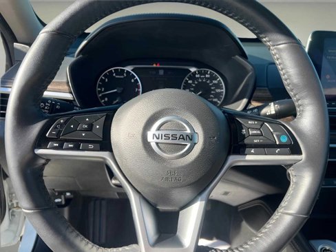 Used 2021 Nissan Altima 2.5 Platinum image 18