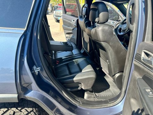 Used 2019 Jeep Grand Cherokee Limited w/ Luxury Group II image 10