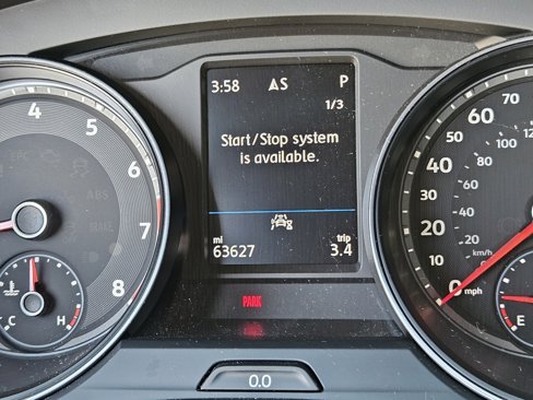 Used 2021 Volkswagen Atlas Cross Sport SE image 34