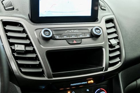 Used 2022 Ford Transit Connect XL image 15