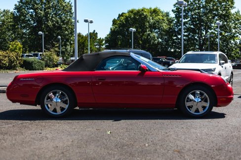 Used 2003 Ford Thunderbird image 20