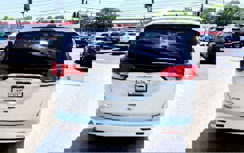 Used 2021 Chrysler Voyager Lxi image 6