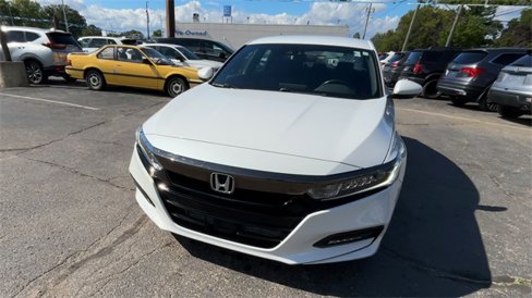Used 2020 Honda Accord Sport image 3