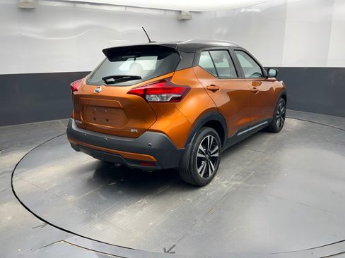Used 2020 Nissan Kicks SR image 10