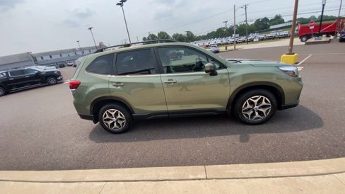 Used 2019 Subaru Forester Premium image 9