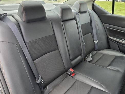 Used 2021 Nissan Altima 2.5 SR image 15