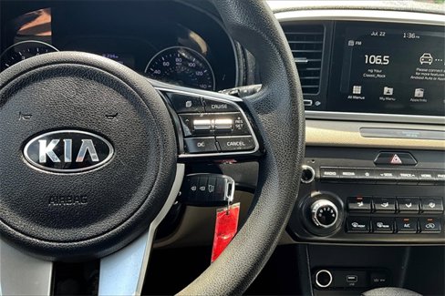 Used 2020 Kia Sportage LX image 21