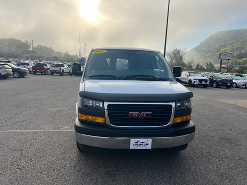 Used 2017 GMC Savana 2500 image 2