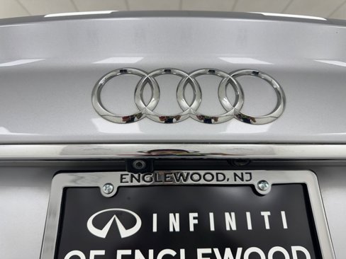 Used 2015 Audi A8 L 4.0T w/ Premium Package image 45