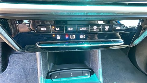 Used 2022 Chevrolet Bolt LT image 18