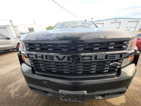 Used 2021 Chevrolet Silverado 1500 Custom w/ LPO, Dark Essentials Package image 2