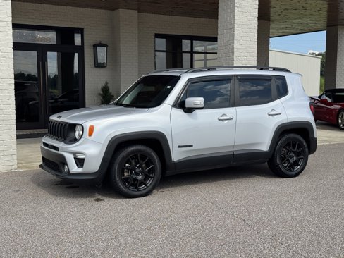 Used 2020 Jeep Renegade Altitude image 4