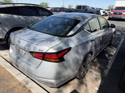 Used 2021 Nissan Altima 2.5 SV image 3