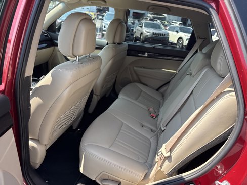 Used 2015 Kia Sorento LX image 17