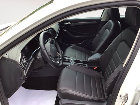 Used 2022 Volkswagen Jetta SE image 12