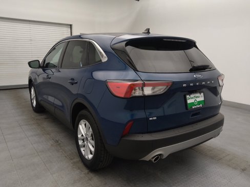 Used 2020 Ford Escape SE image 5
