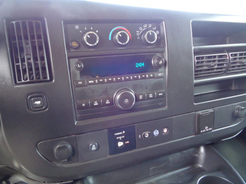 Used 2018 GMC Savana 3500 LT w/ LT Preferred Equipment Group image 13