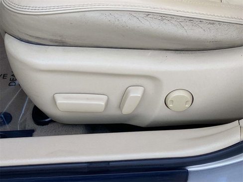 Used 2015 Toyota Camry image 13
