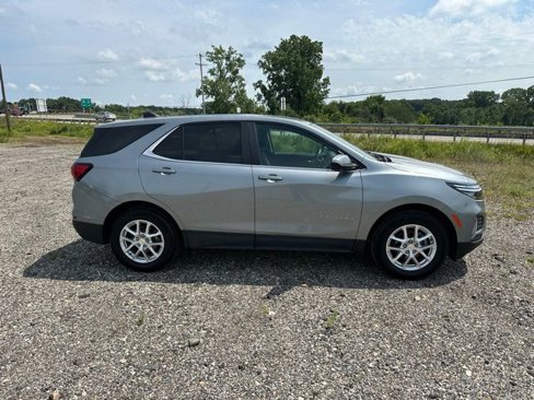 Used 2024 Chevrolet Equinox LT image 8