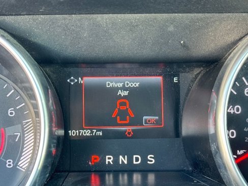 Used 2019 Ford Mustang Premium image 23