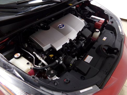 Used 2018 Toyota Prius Two image 28