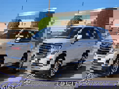 Used 2022 GMC Yukon SLT w/ SLT Luxury Package image 1