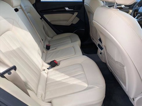 Used 2019 Audi Q5 2.0T Premium w/ Convenience Package image 22