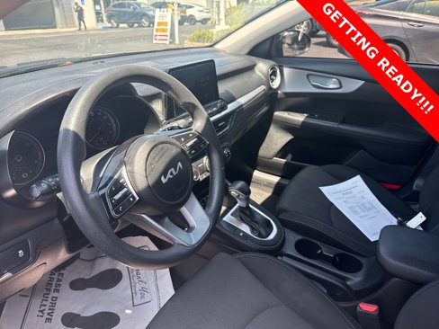 Used 2023 Kia Forte LX image 9