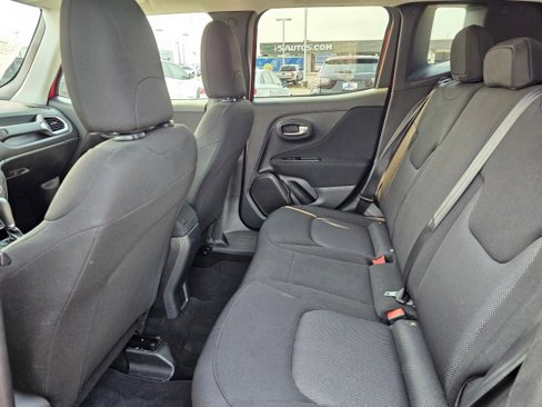 Used 2020 Jeep Renegade Sport w/ Sport Appearance Group image 23