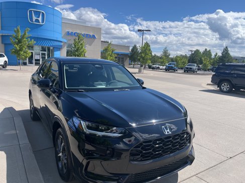 Certified 2023 Honda HR-V EX-L image 3