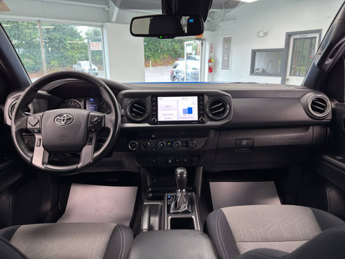 Used 2020 Toyota Tacoma TRD Off-Road image 22