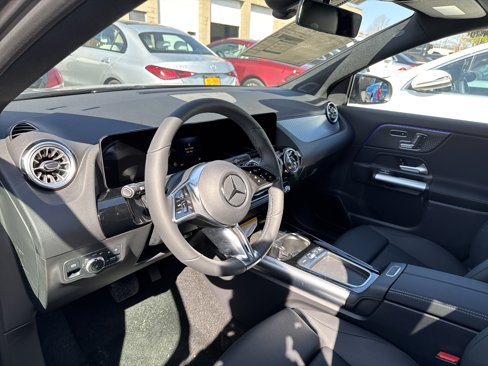 Used 2025 Mercedes-Benz GLA 250 4MATIC image 7