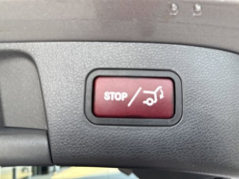 Used 2015 Mercedes-Benz GLA 250 4MATIC image 17