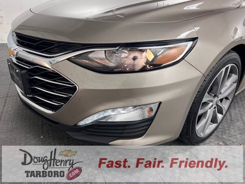 Used 2023 Chevrolet Malibu LT w/ Driver Confidence Package image 11