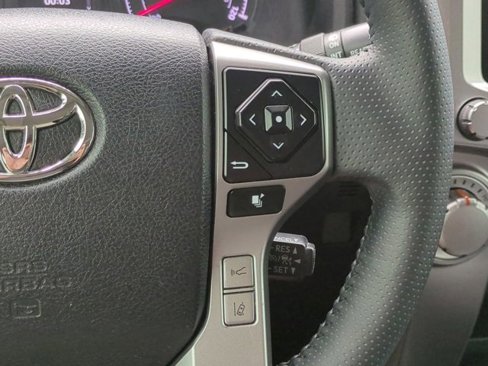 Used 2021 Toyota 4Runner SR5 Premium image 25